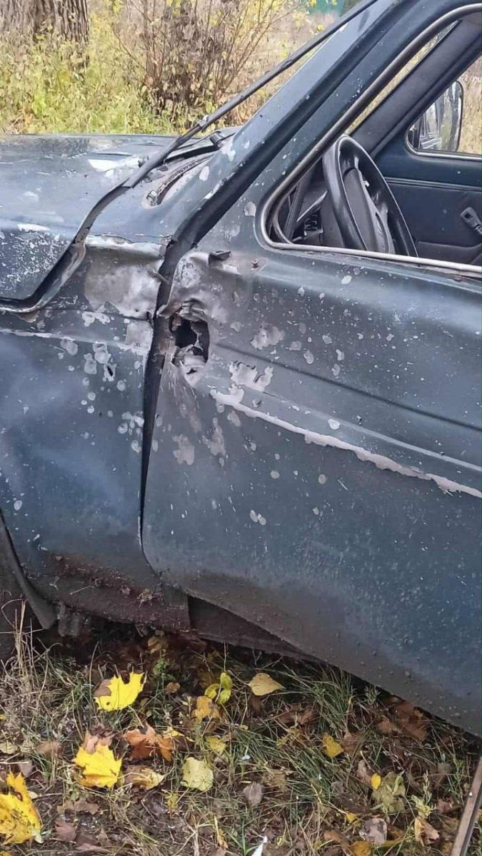 у селі Одноробівка Харківської області FPV-дрон влучив у легковий автомобіль «Нива»